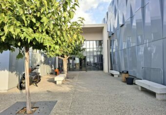 Complexe Sportif COSEC - Entrée des tatamis d'Aïkido à Porto-Vecchio